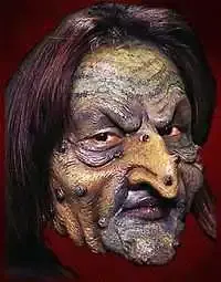 200px-WitchFaceWO184.webp 200px-WitchFaceWO184.webp