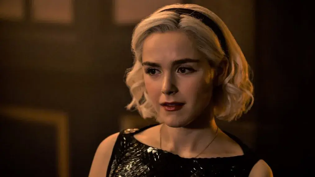 chilling-adventures-of-sabrina-kiernan-shipka-season-1-1014x570.webp